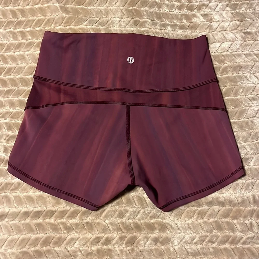 Lululemon In Movement High Rise Short - Picture 2 of 8